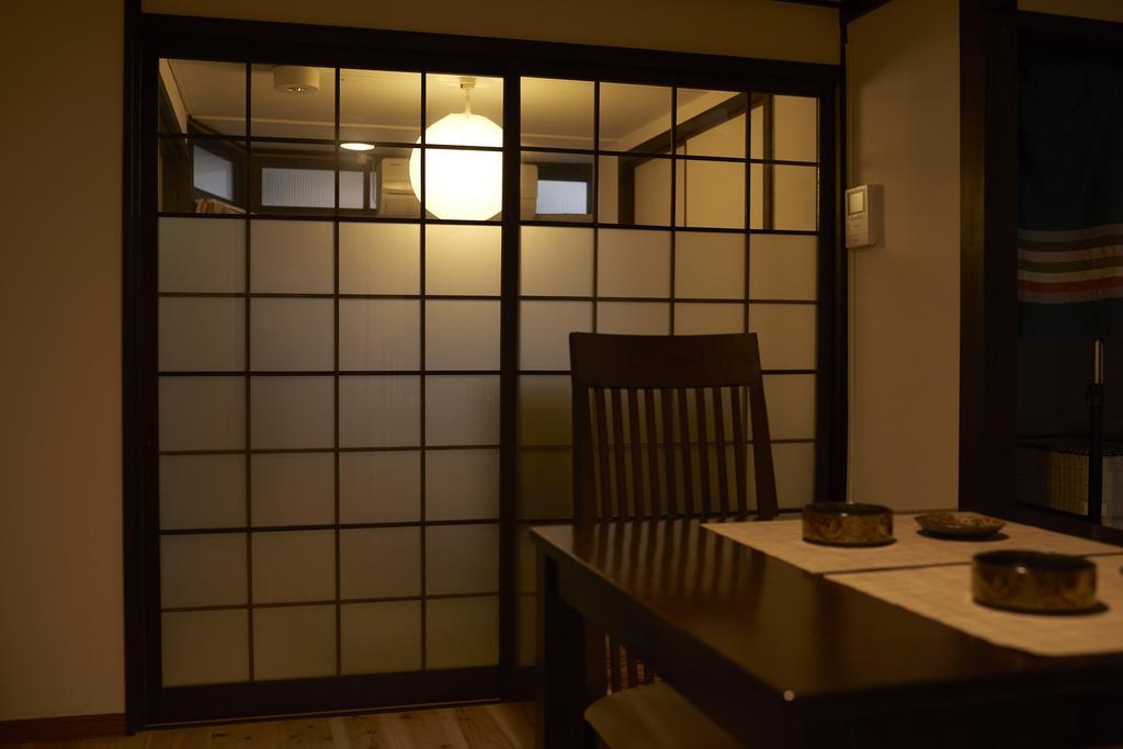 Guest House Connection Karasuma Gojo Kiotó Kültér fotó