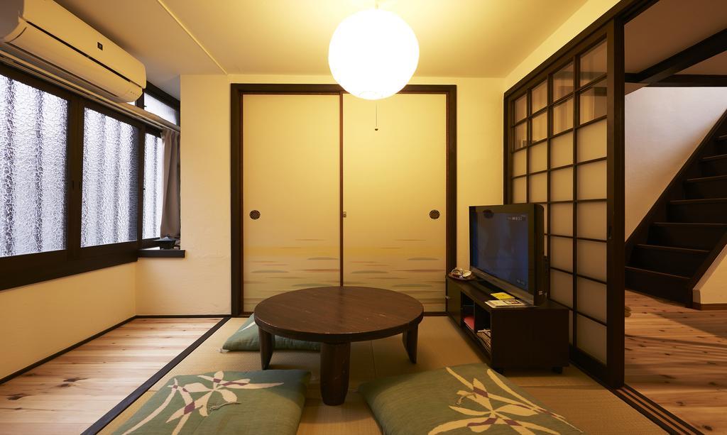 Guest House Connection Karasuma Gojo Kiotó Kültér fotó